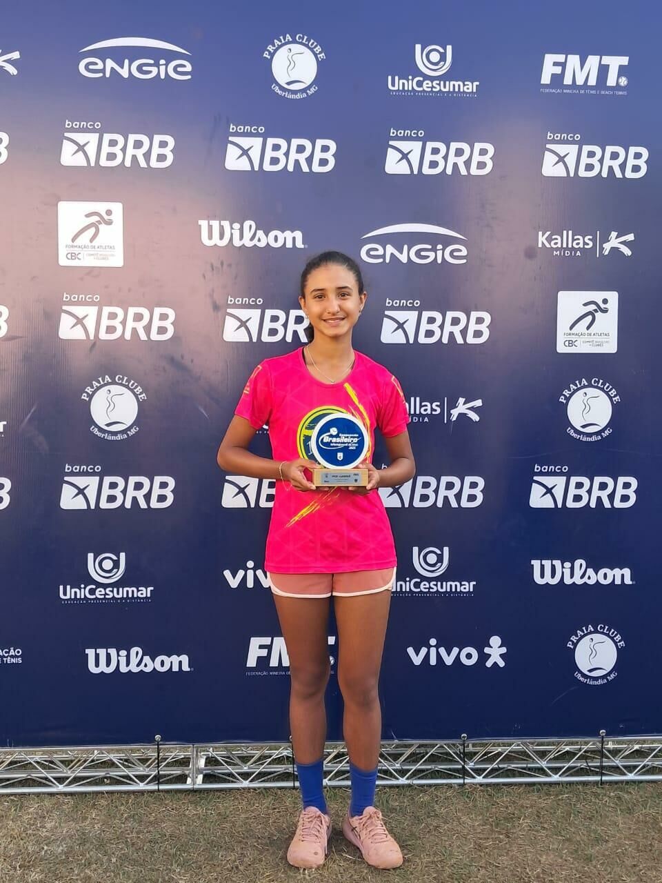 Imagem de compartilhamento para o artigo MS no pódio: Atleta de Chapadão do Sul brilha e conquista vice-campeonato brasileiro de Tênis  da MS Todo dia